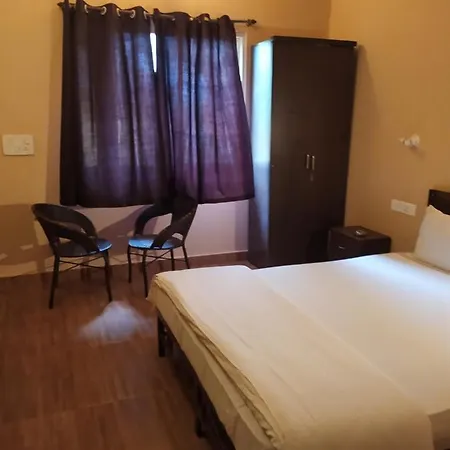 Guest house Amoura Holidays Baga
