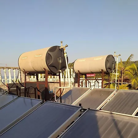 Amoura Holidays Baga Guest house *
